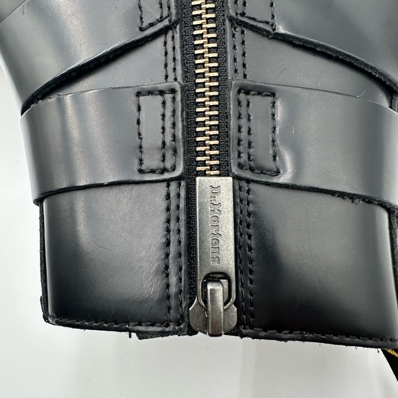 NEW Dr. Martens Jaimes Buckle Chelsea Unisex Boot Black Smooth Sz 6W/5M - Picture 7 of 12